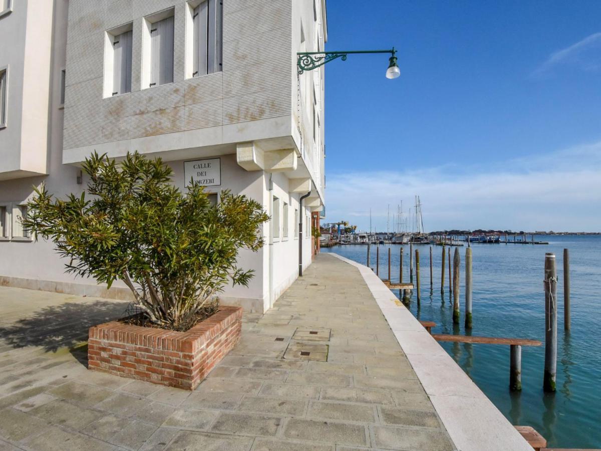 Judeca Nova By Interhome Venice