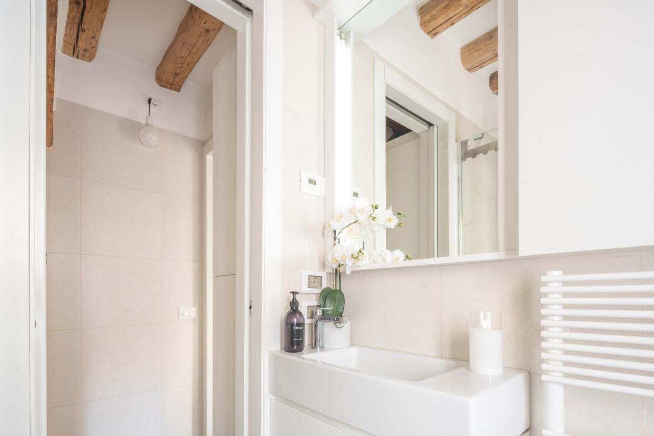 Apartment Luxury Garden Mansion R&r Venice