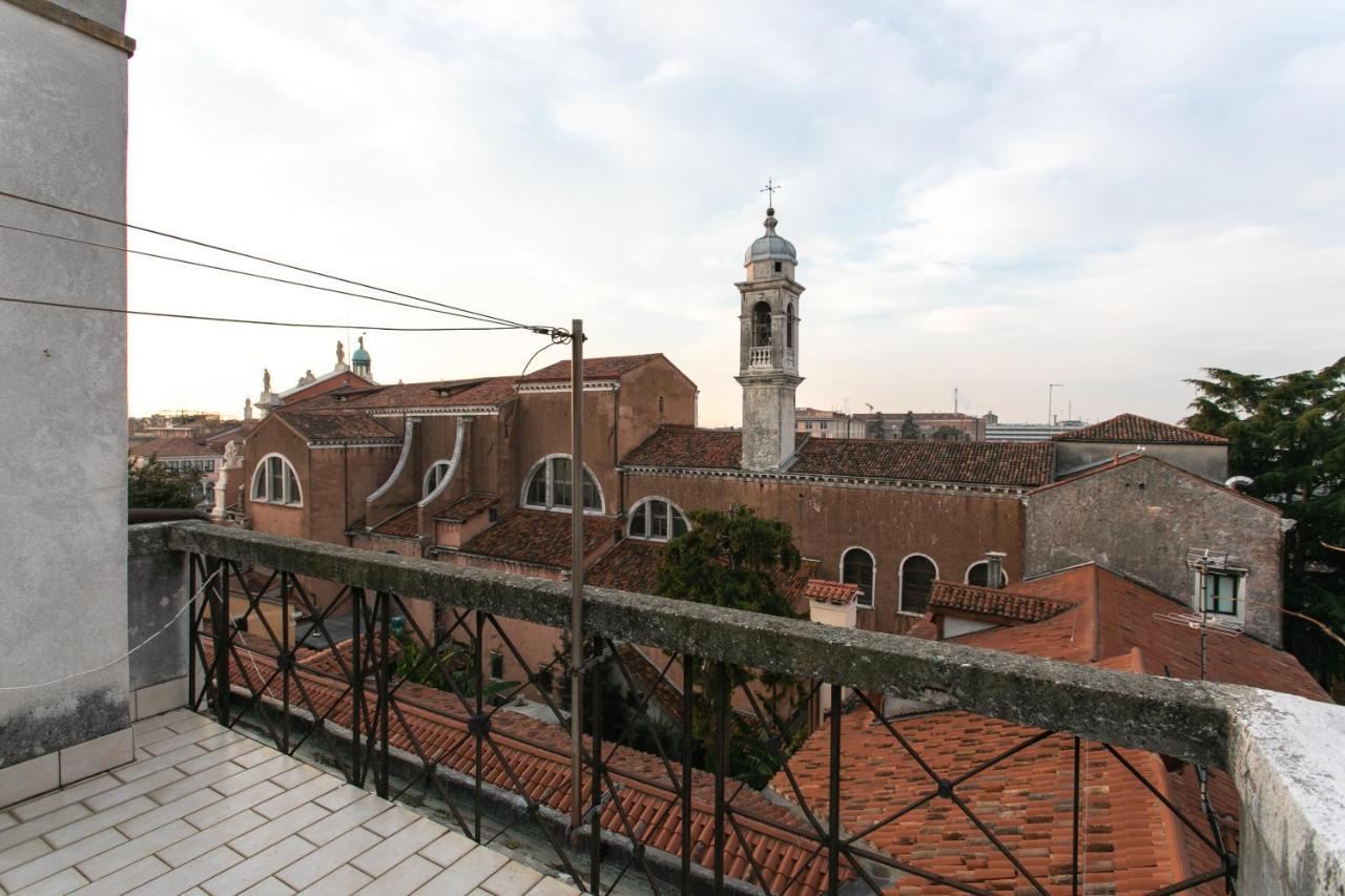Appartamento Lance With Lift, 2 Minutes Walk From The Train Station Venezia