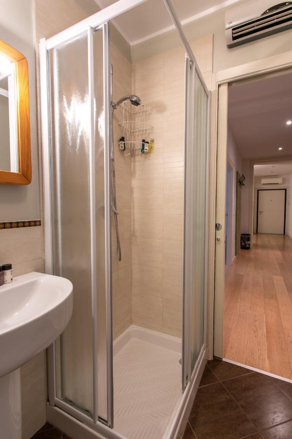 Appartamento Lance With Lift, 2 Minutes Walk From The Train Station *