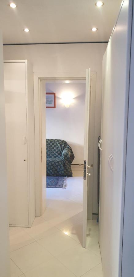 Beatiful Modern Flat Centre With Private Lounge Area Relax Apartment *