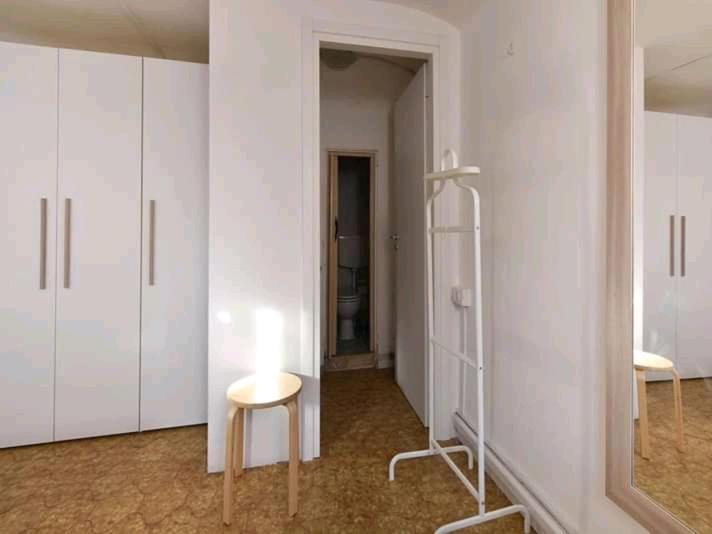 /room With Private Bathroom Veneza