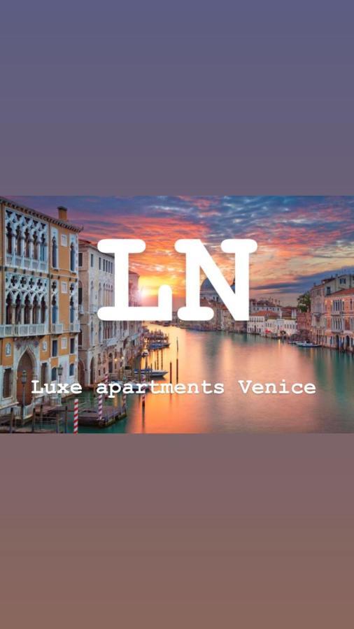 Ln Luxe Canal View