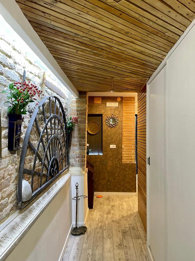 Hayez Guest house *