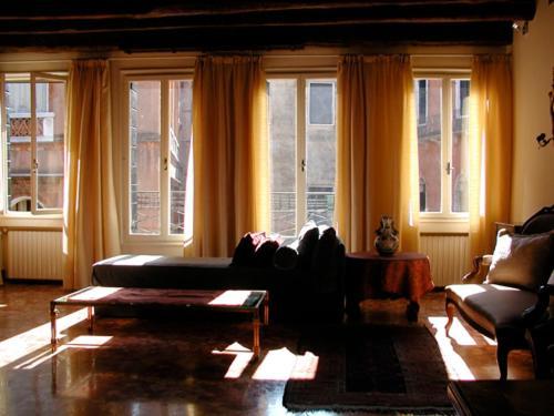 Ca Satriano Apartment