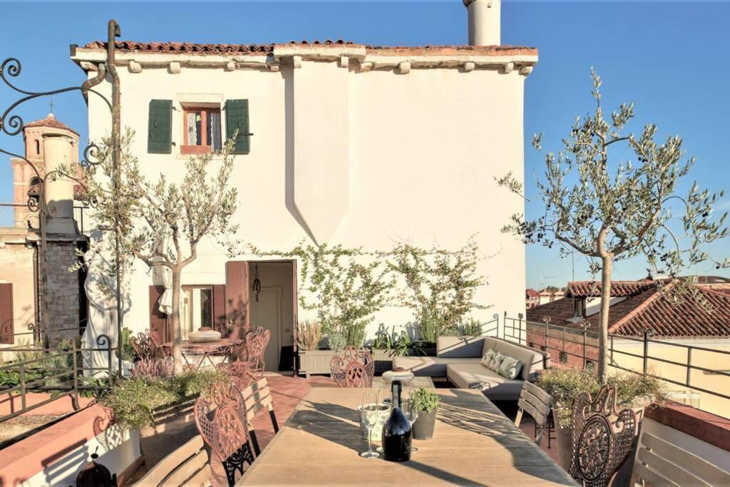 Apartamento Ca' Erizzo Dream Apartment, Spectacular Views From The Amazing Terrace! Veneza