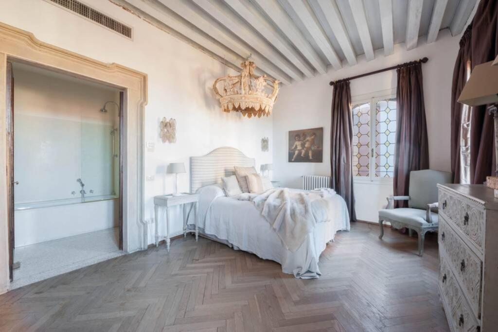 Ca' Erizzo Dream Apartment, Spectacular Views From The Amazing Terrace! * Veneza