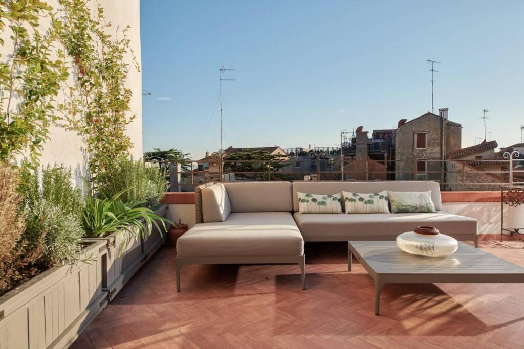 Ca' Erizzo Dream Apartment, Spectacular Views From The Amazing Terrace! Apartamento