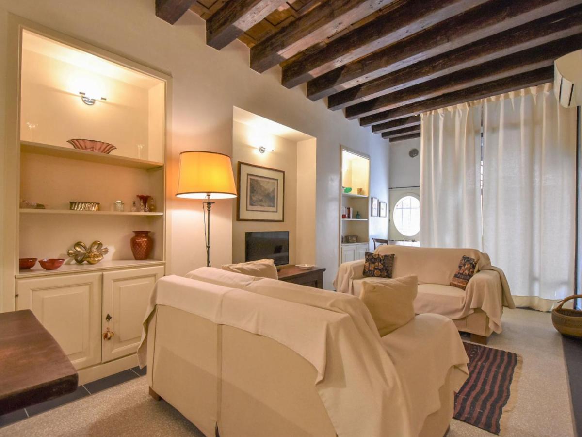 Apartment Sotoportego Venier By Interhome Venice