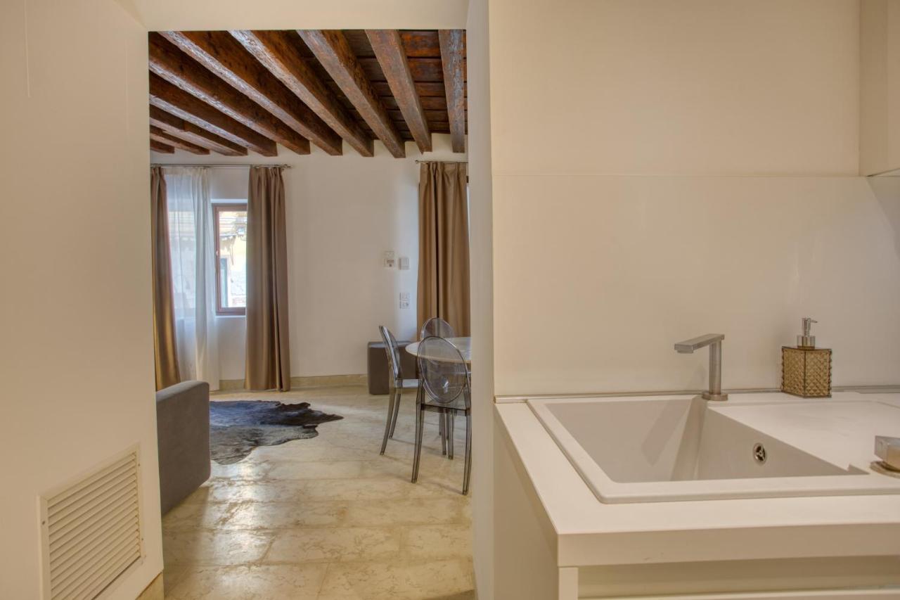 Ca Margherita Loft & Square Palazzo Grifalconi