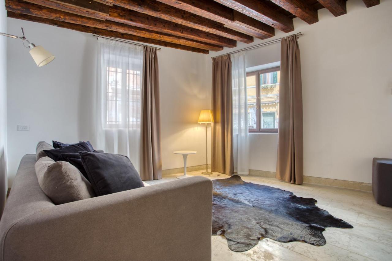 Ca Margherita Loft & Square Palazzo Grifalconi Apartamento *