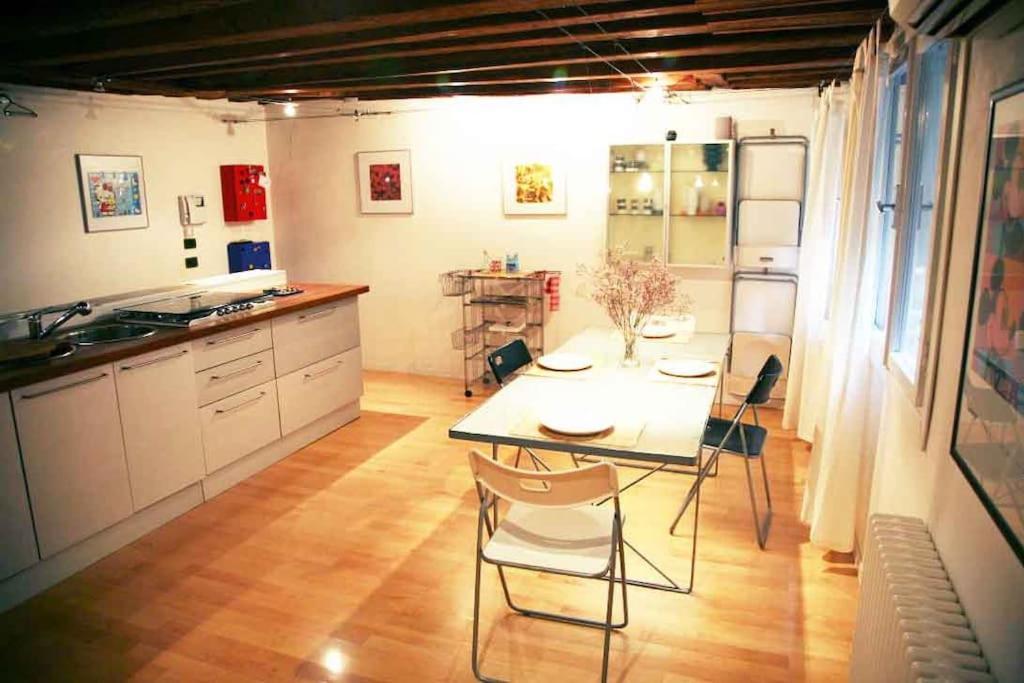 Apartamento Bellissimo In Palazzo Storico Veneza