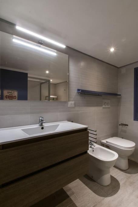 Bellissimo In Palazzo Storico Apartamento *