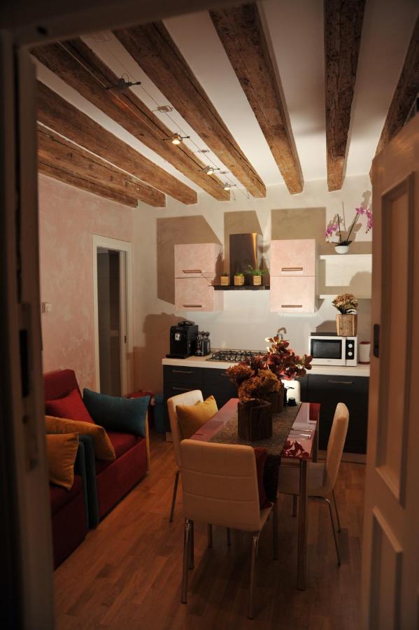 Calle De La Comare Apartment *