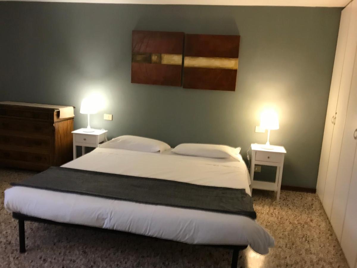 Guest house And - Private In Shared