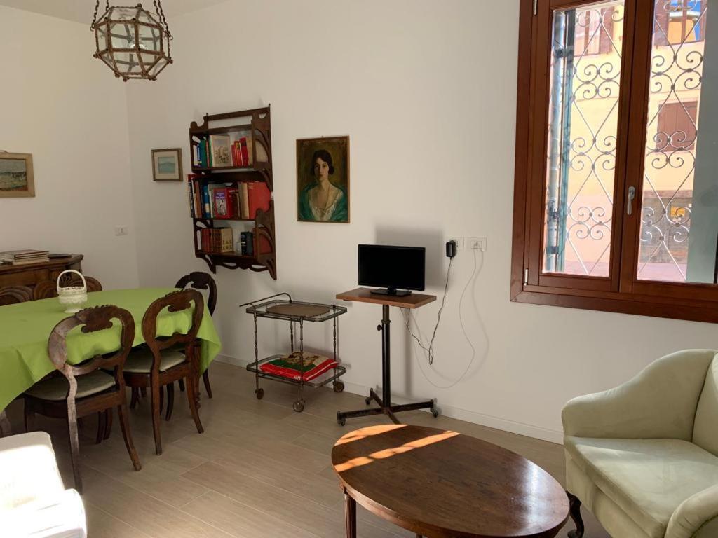 Canal View @ca Di Paoletta Apartment Venice