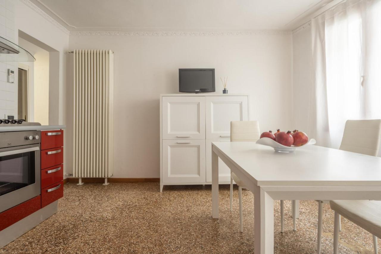 Santa Maria Formosa Terrace R&r * Venice