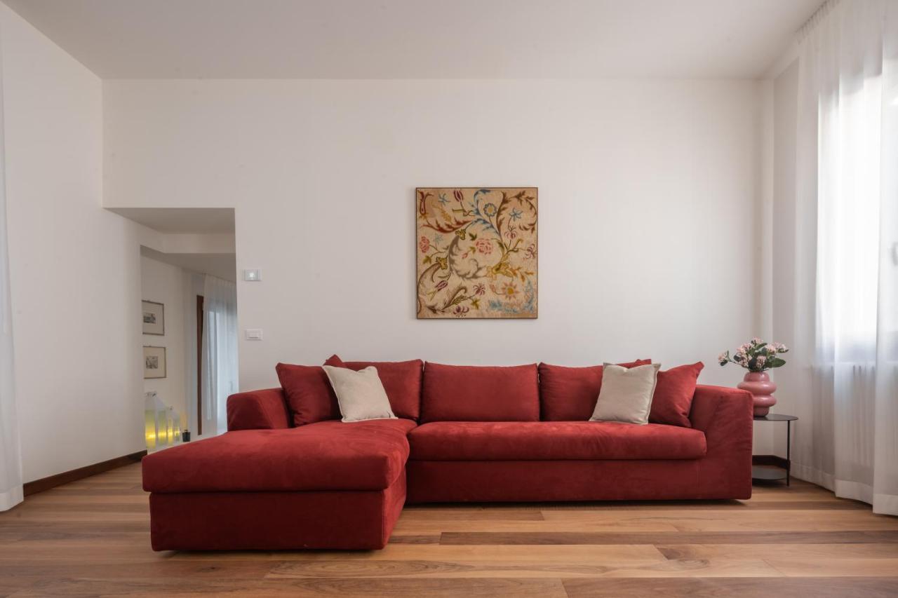 Apartment Rialto Deluxe Grand Canal View R&r *