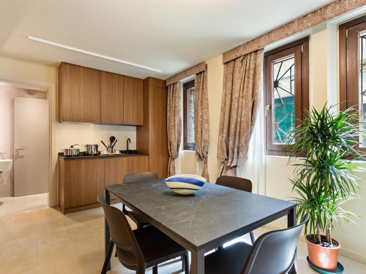 Brand New Boutique Apartment In The Heart Of Venice Apartment *