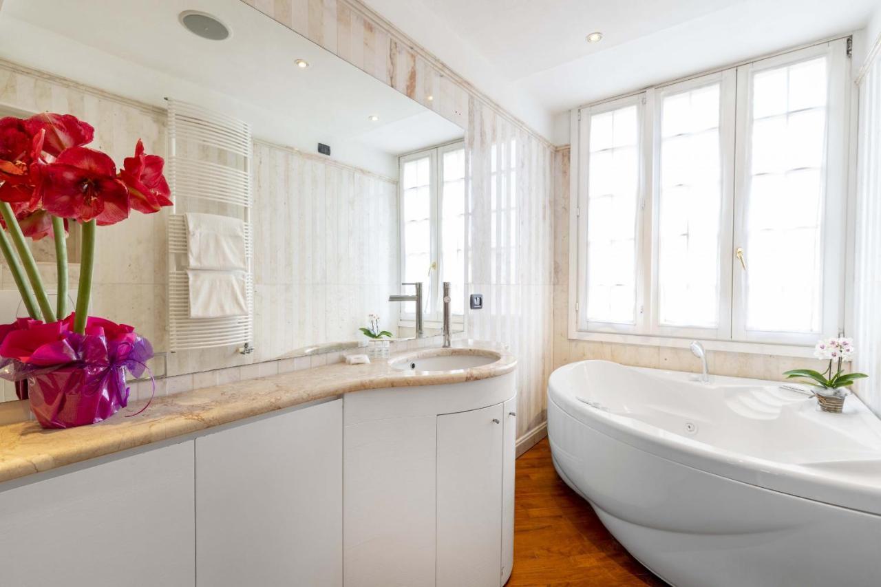 Apartment Tolentini Canal View & Terrace By Wonderful Italy Venice