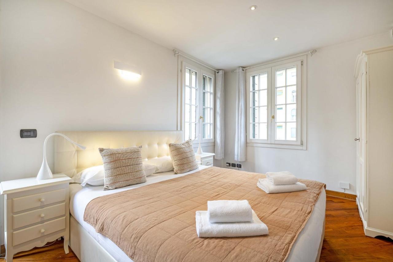 Apartment Tolentini Canal View & Terrace By Wonderful Italy