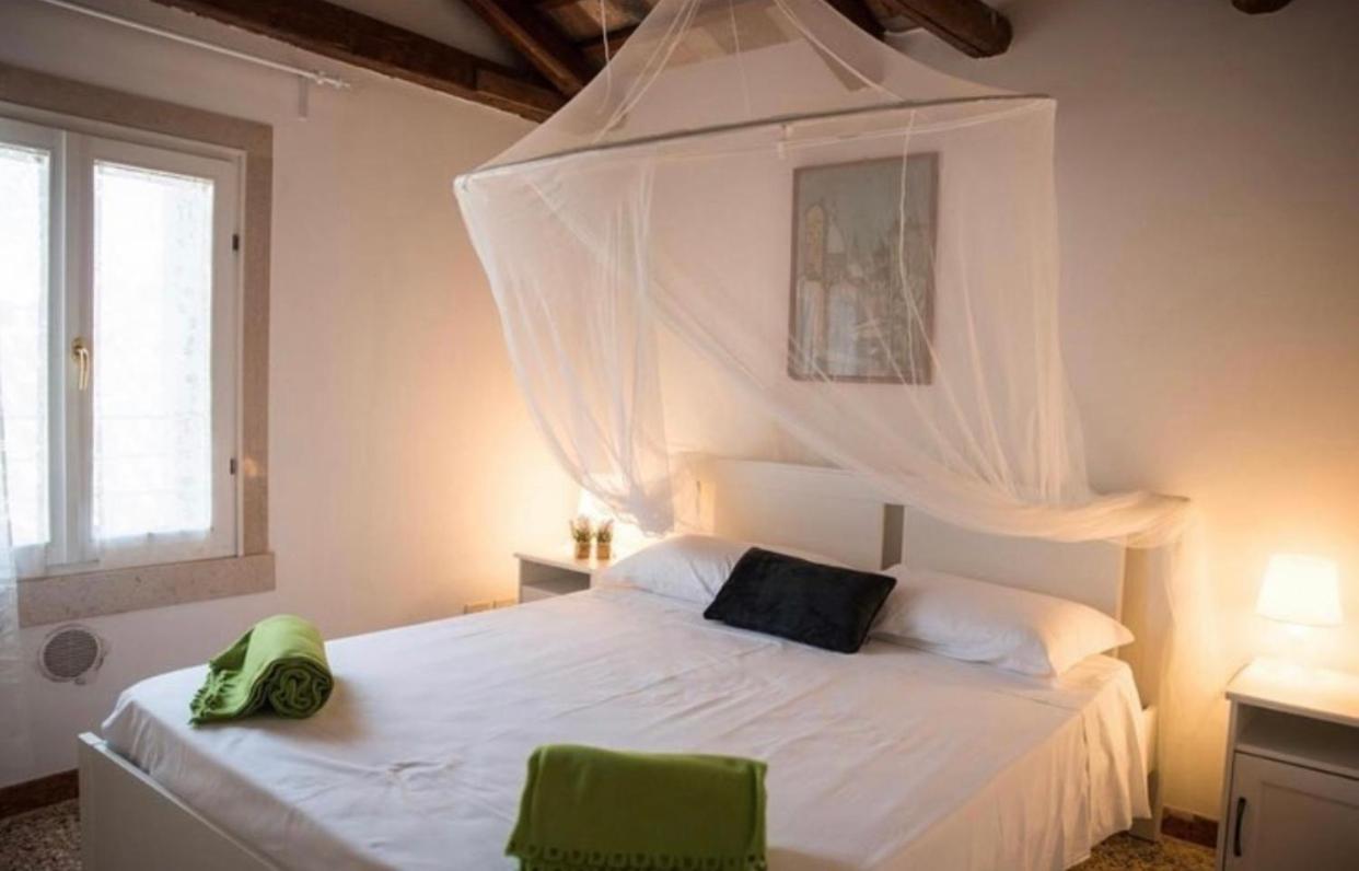 Salamon Apartment *