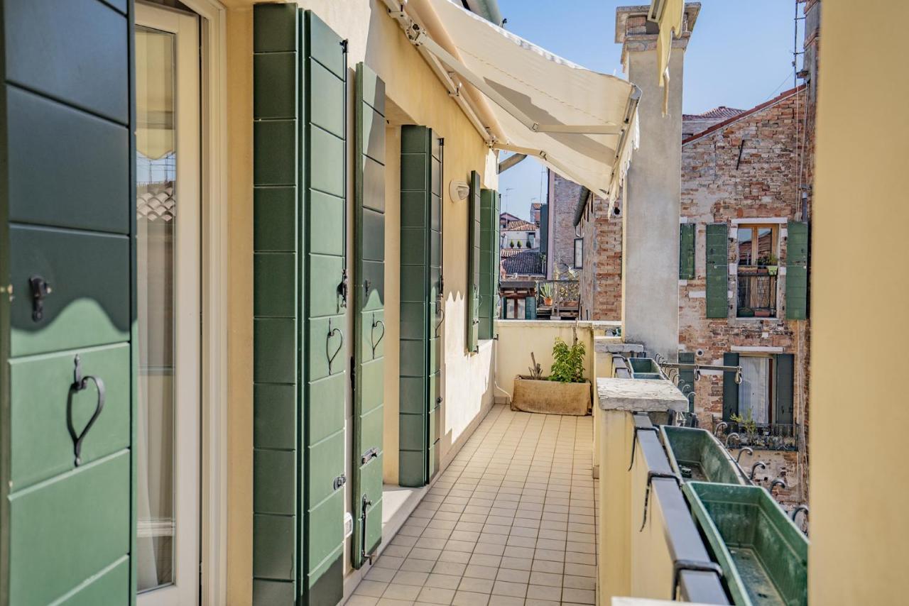 Apartment Colleoni With 2 Superb Terraces *