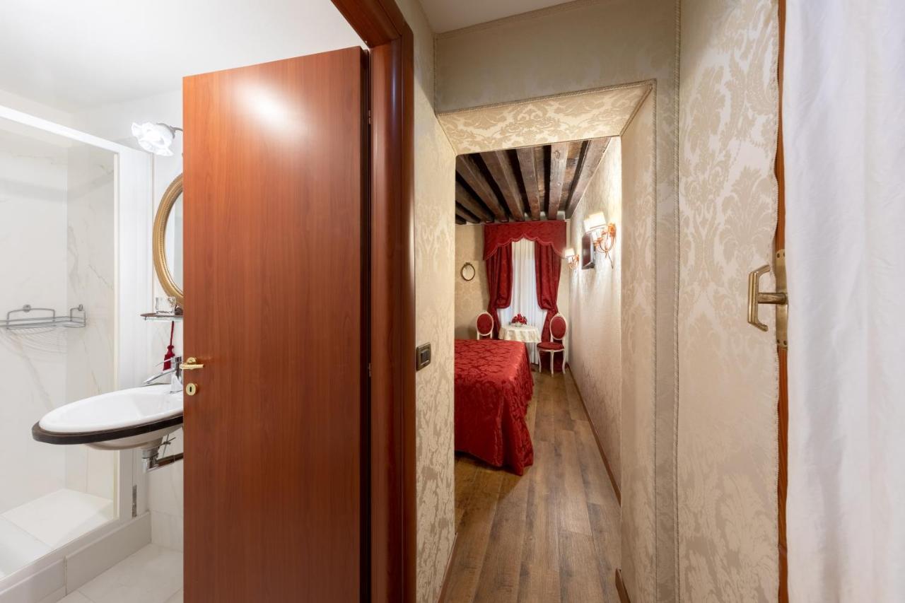 Residenza La Loggia Bed & Breakfast Venice