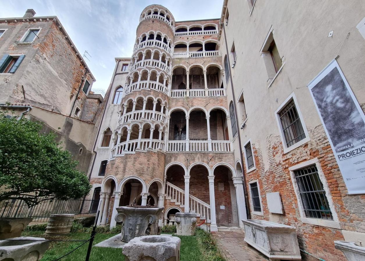 Spiral-canal-view Apartment Venice