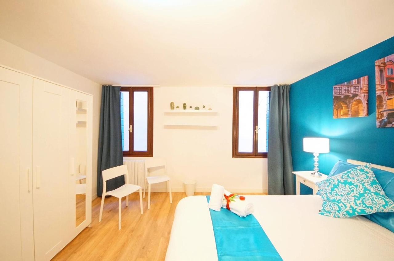 Calle Dei Fabbri Marble Apartment *