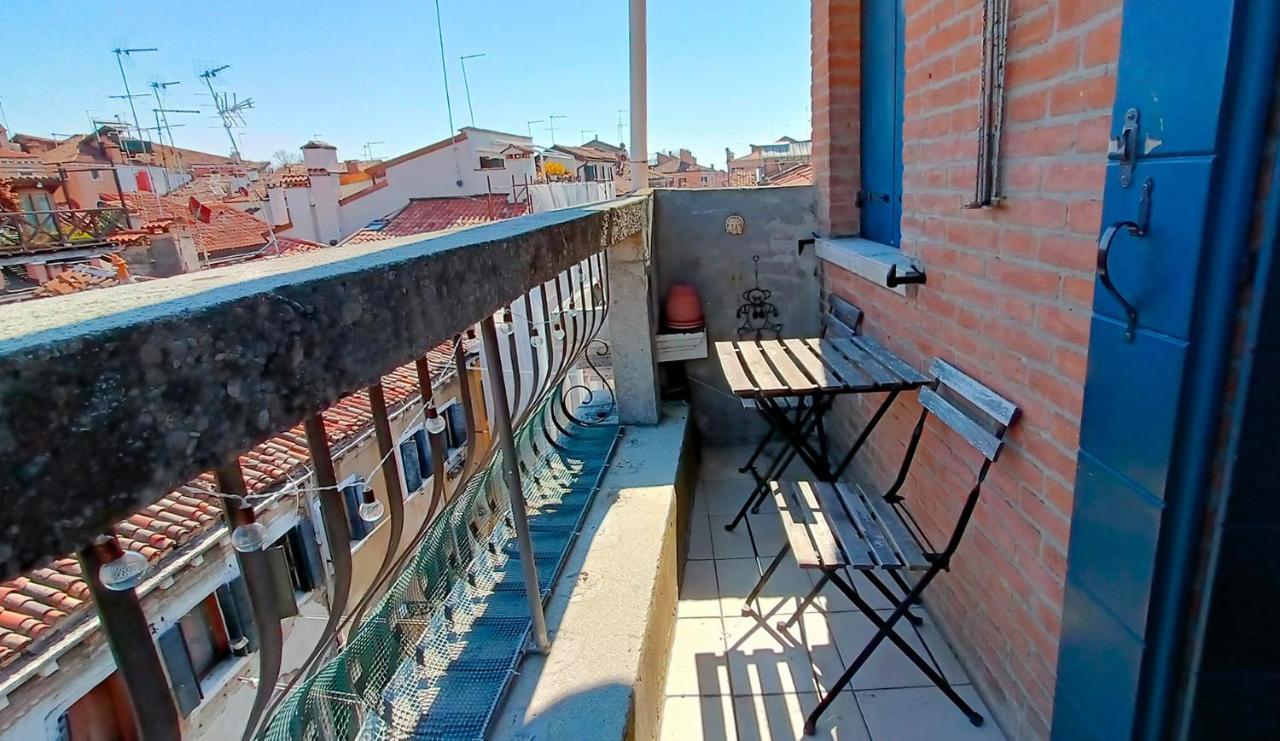 Biennale Area With Terrace And View! *