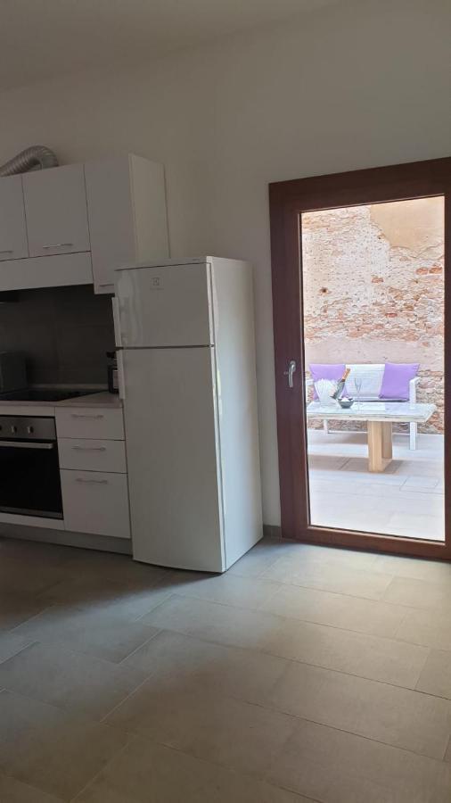 With Private Courtyard Apartment *