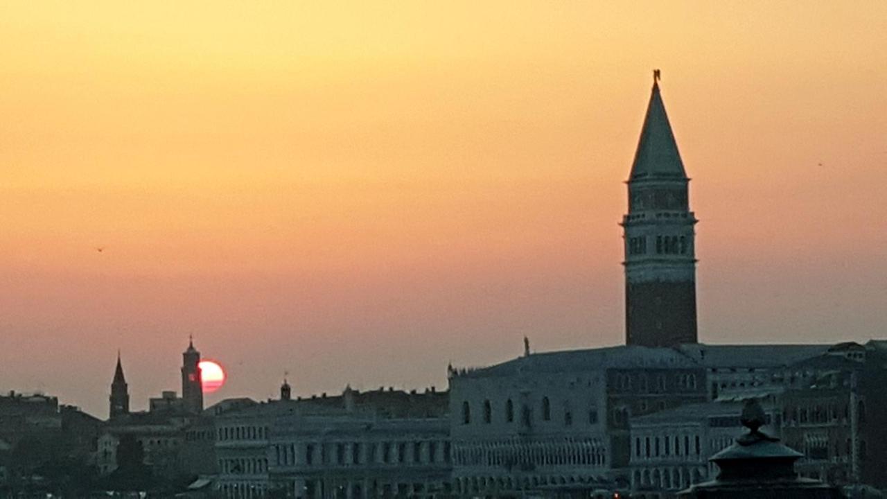 Beatiful Modern Flat Centre With Private Lounge Area Relax * Venice