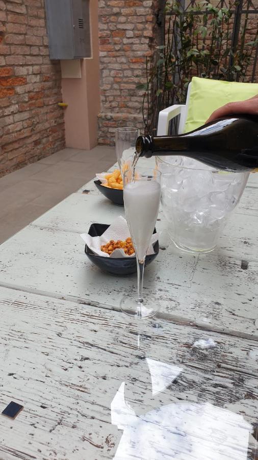 With Private Courtyard * Venice