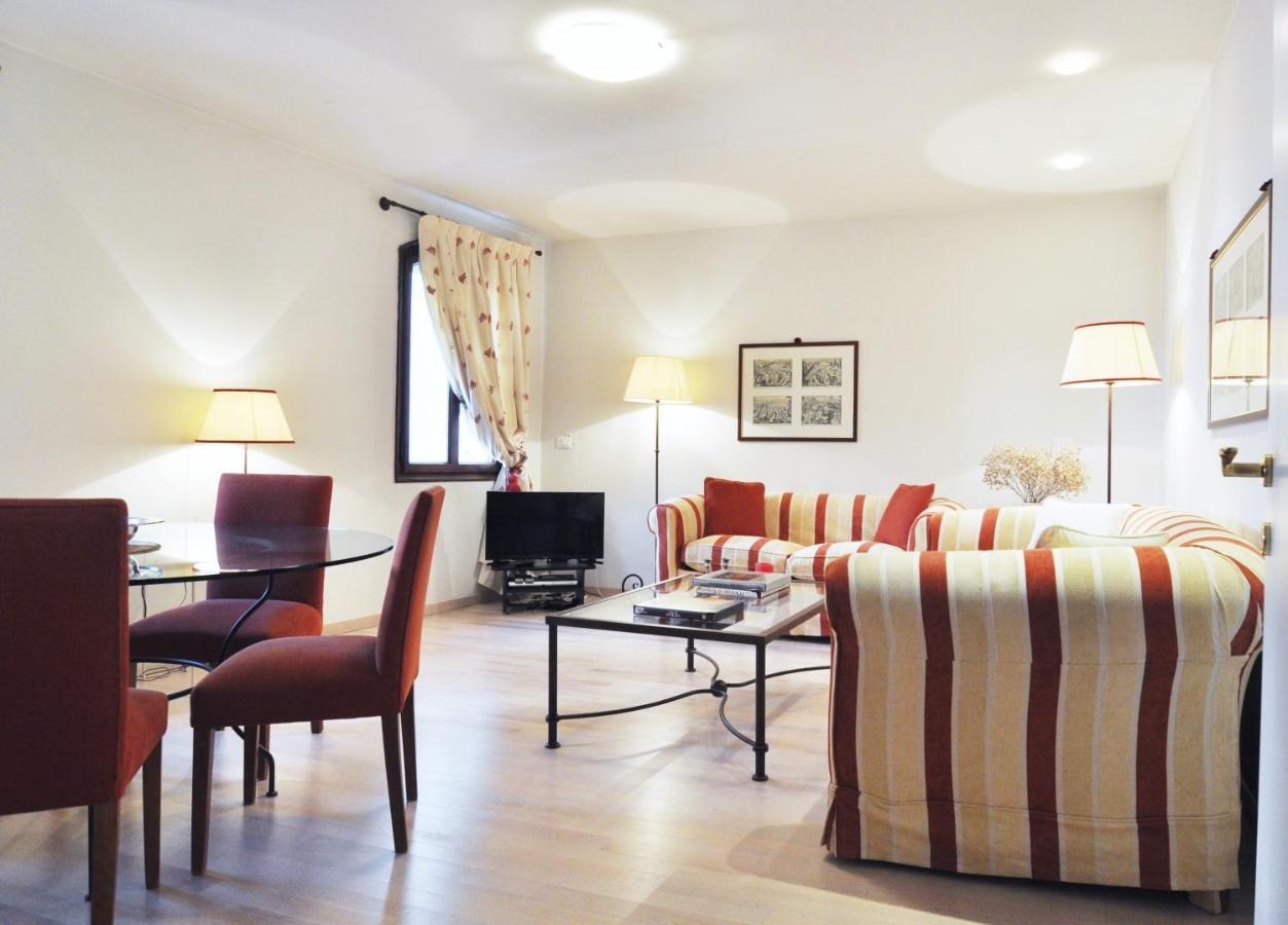 Ca' Formosa, Canal Views Close To San Marco And Rialto Apartment Venice