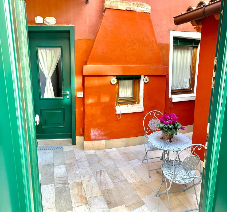 Monolocale La Corte Biennale Apartment *