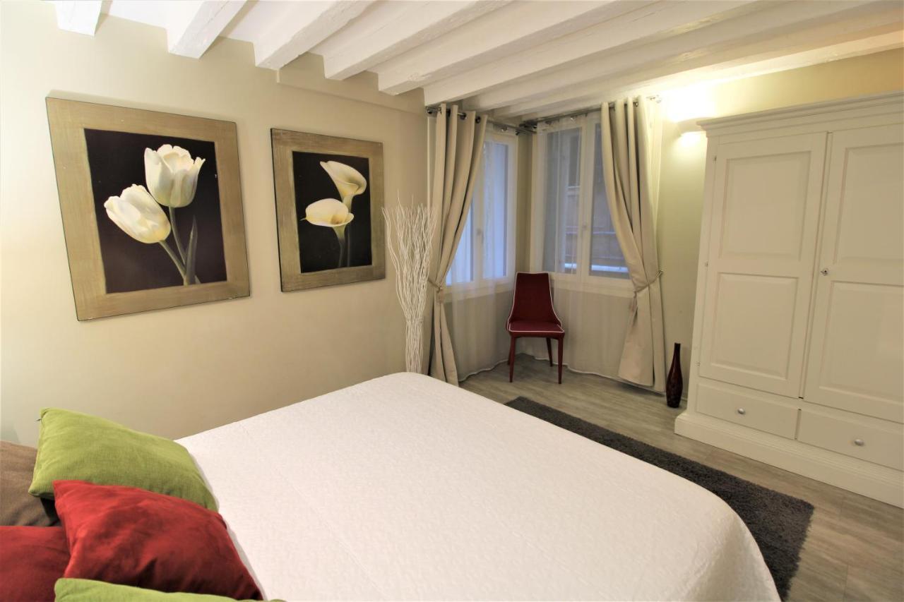 San Marco Fenice 3bdr 2bth Apartment