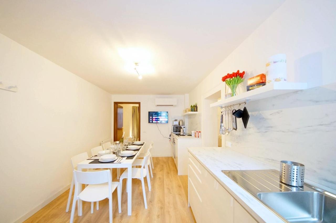 Apartment Calle Dei Fabbri Marble Venice