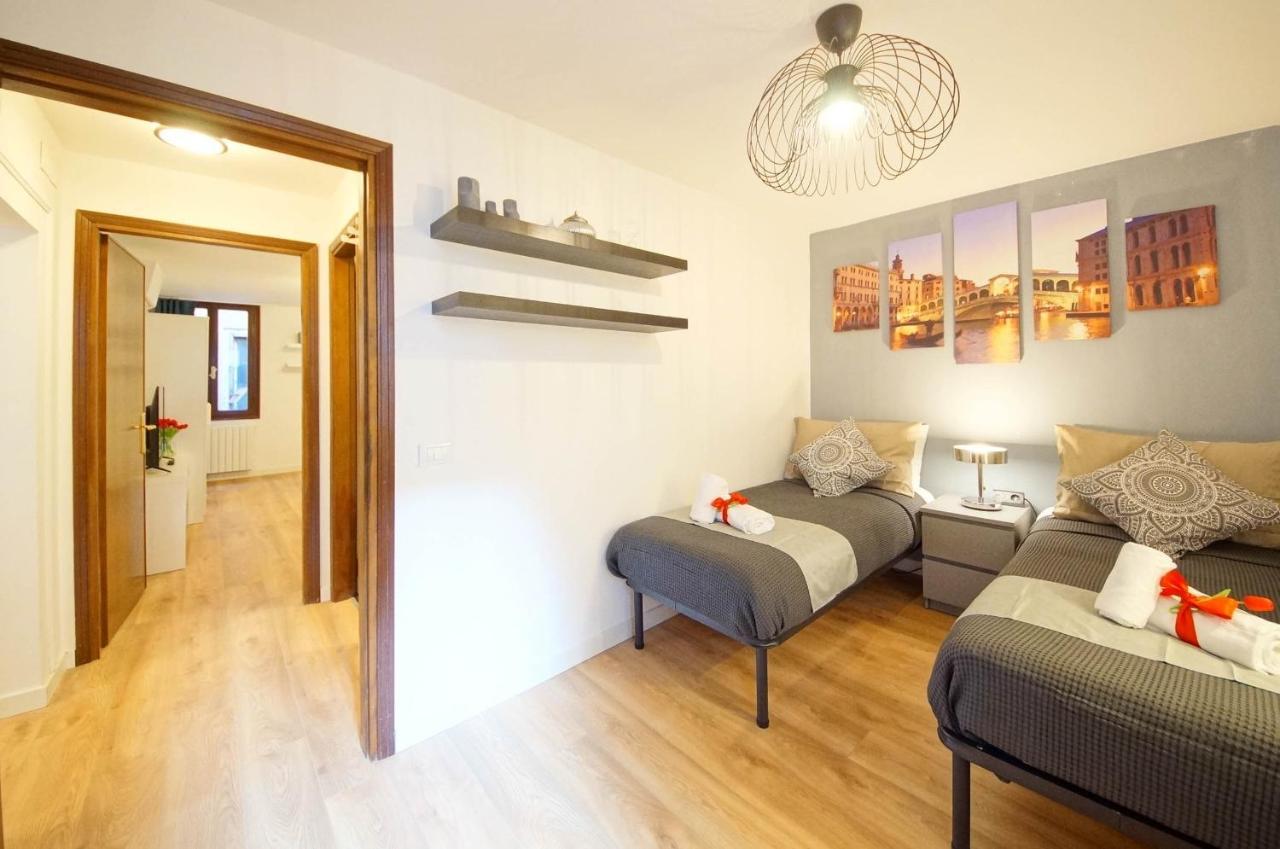 Calle Dei Fabbri Marble Apartment