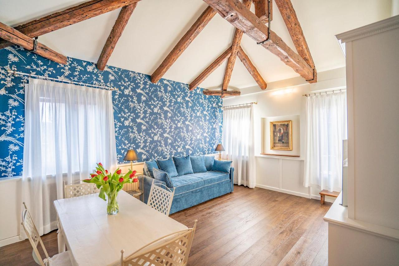 Lo Squero 3 With Balcony In Dorsoduro * Venice