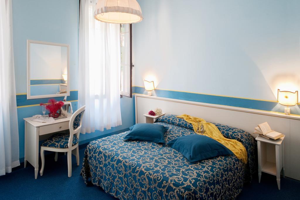 Host Hotel 2*