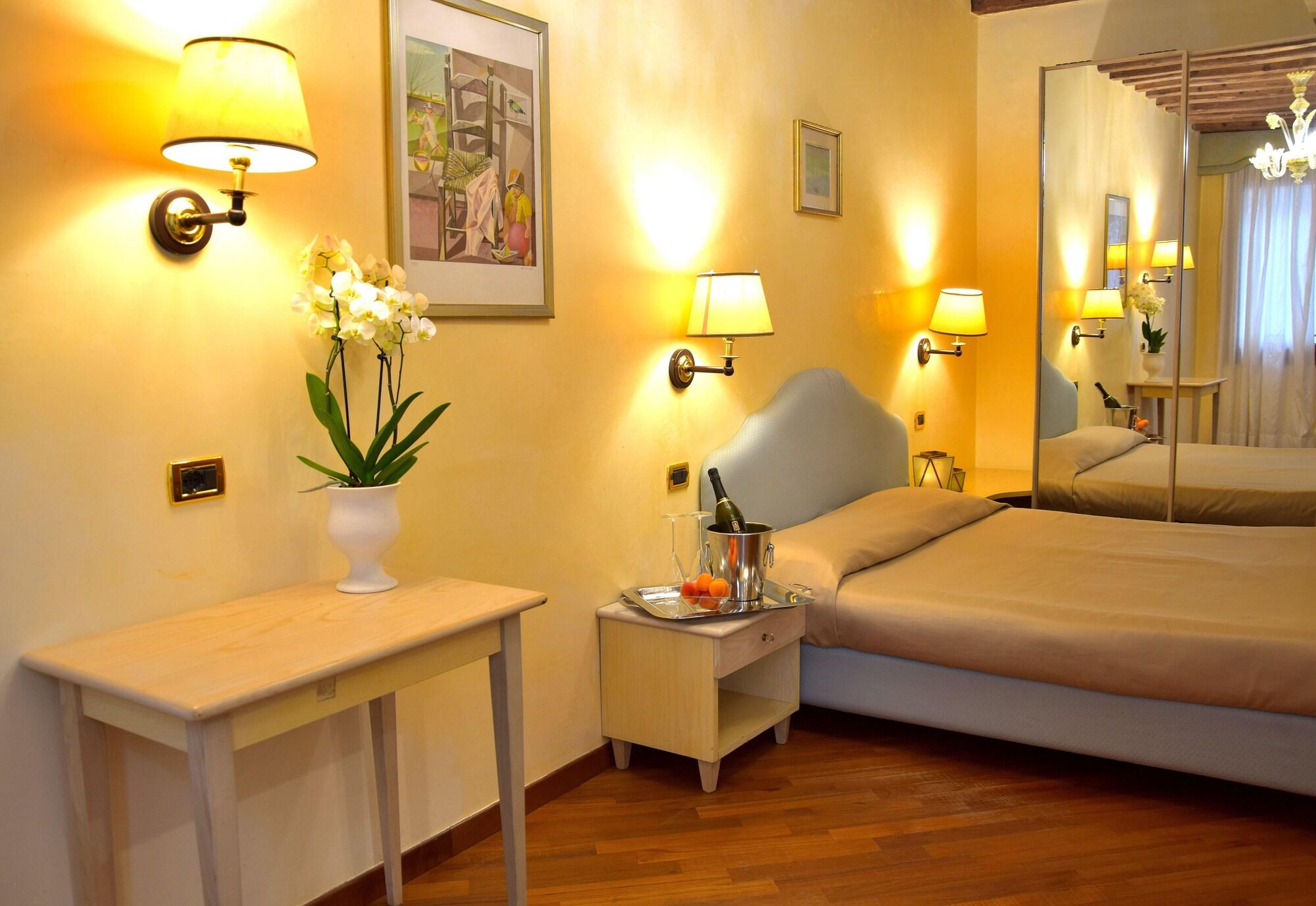Residenza Favaro * Venice