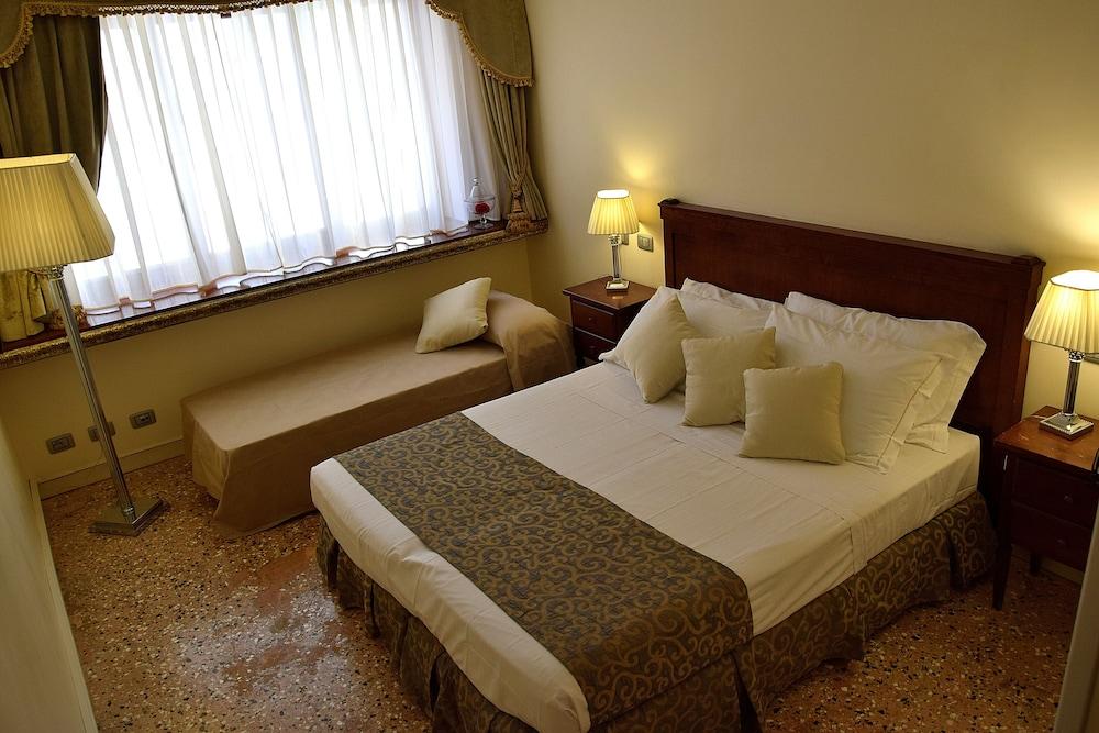 Residenza Favaro *