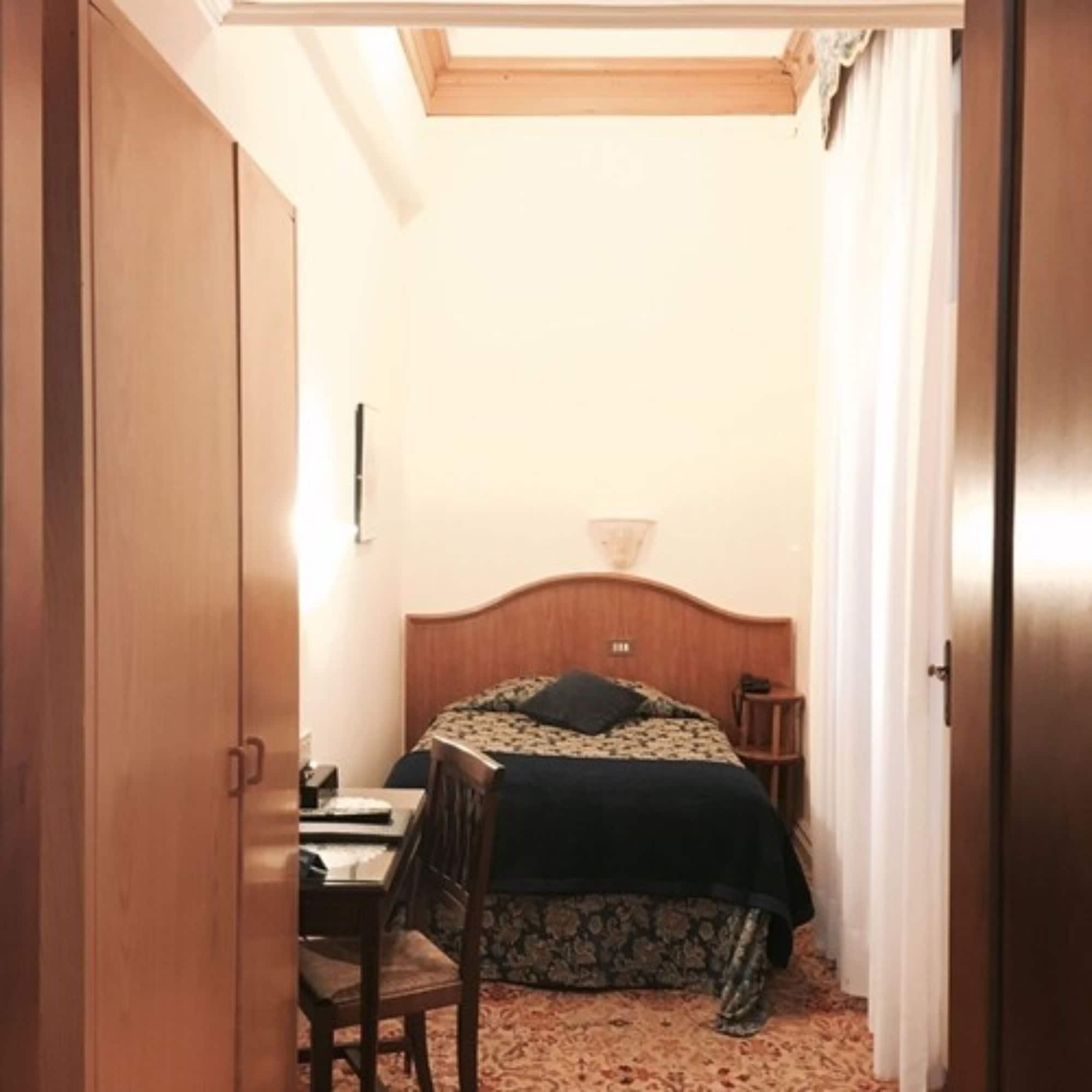 Fava 2* Venice