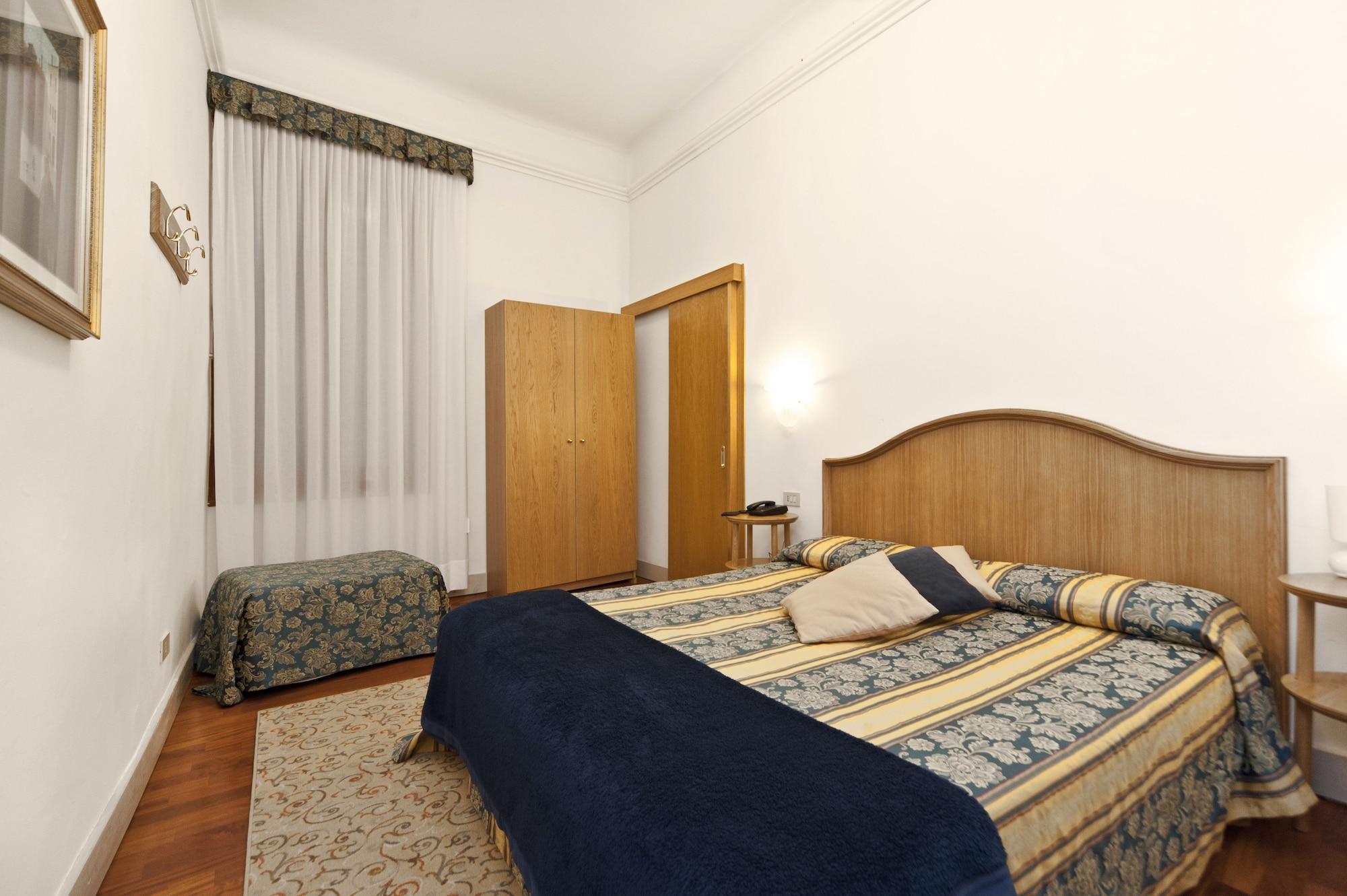 Hotel Fava 2*
