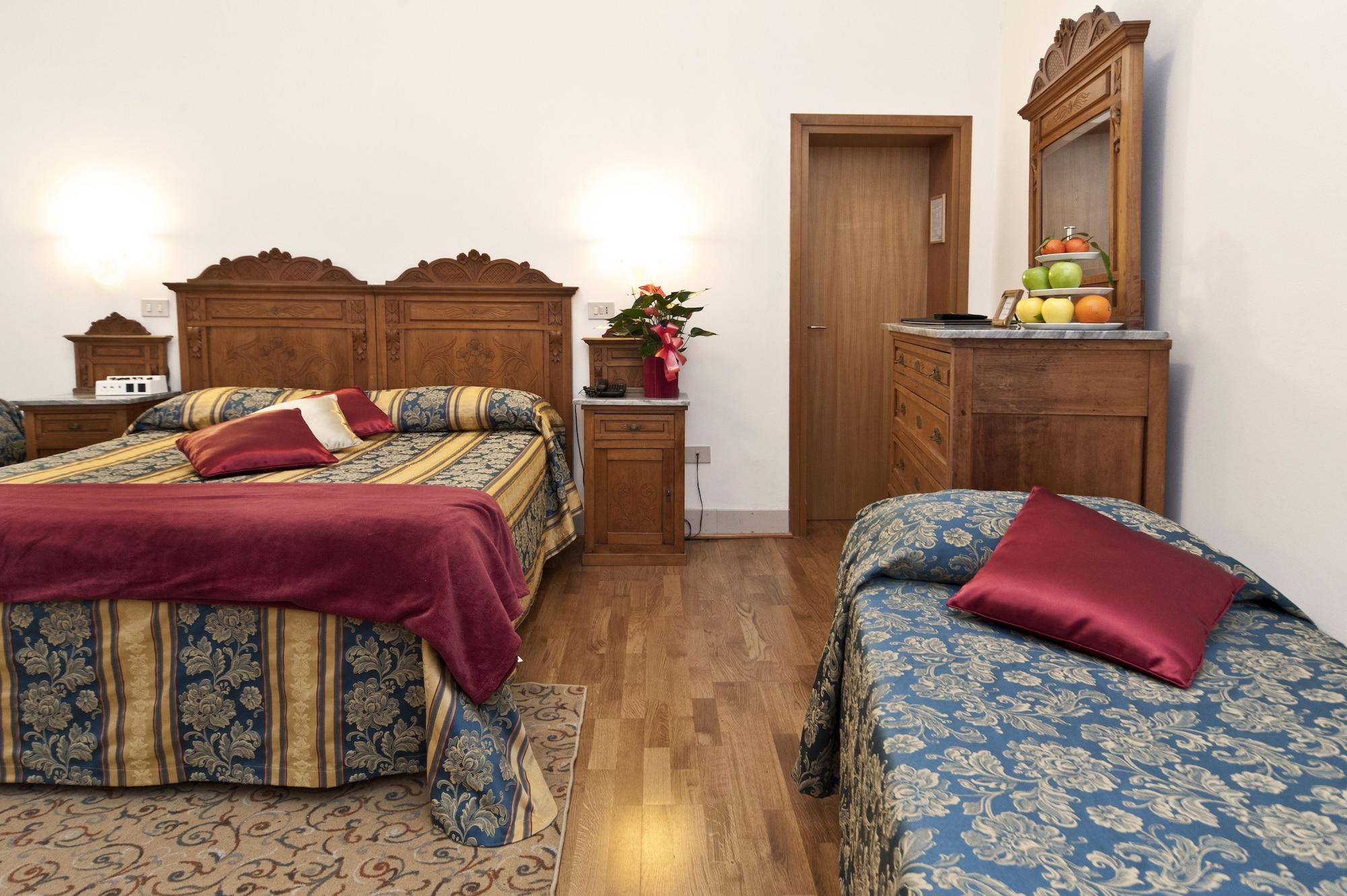 Hotel Fava 2*