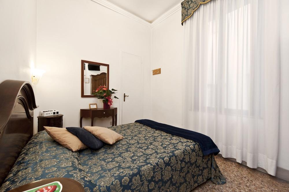 Hotel Fava