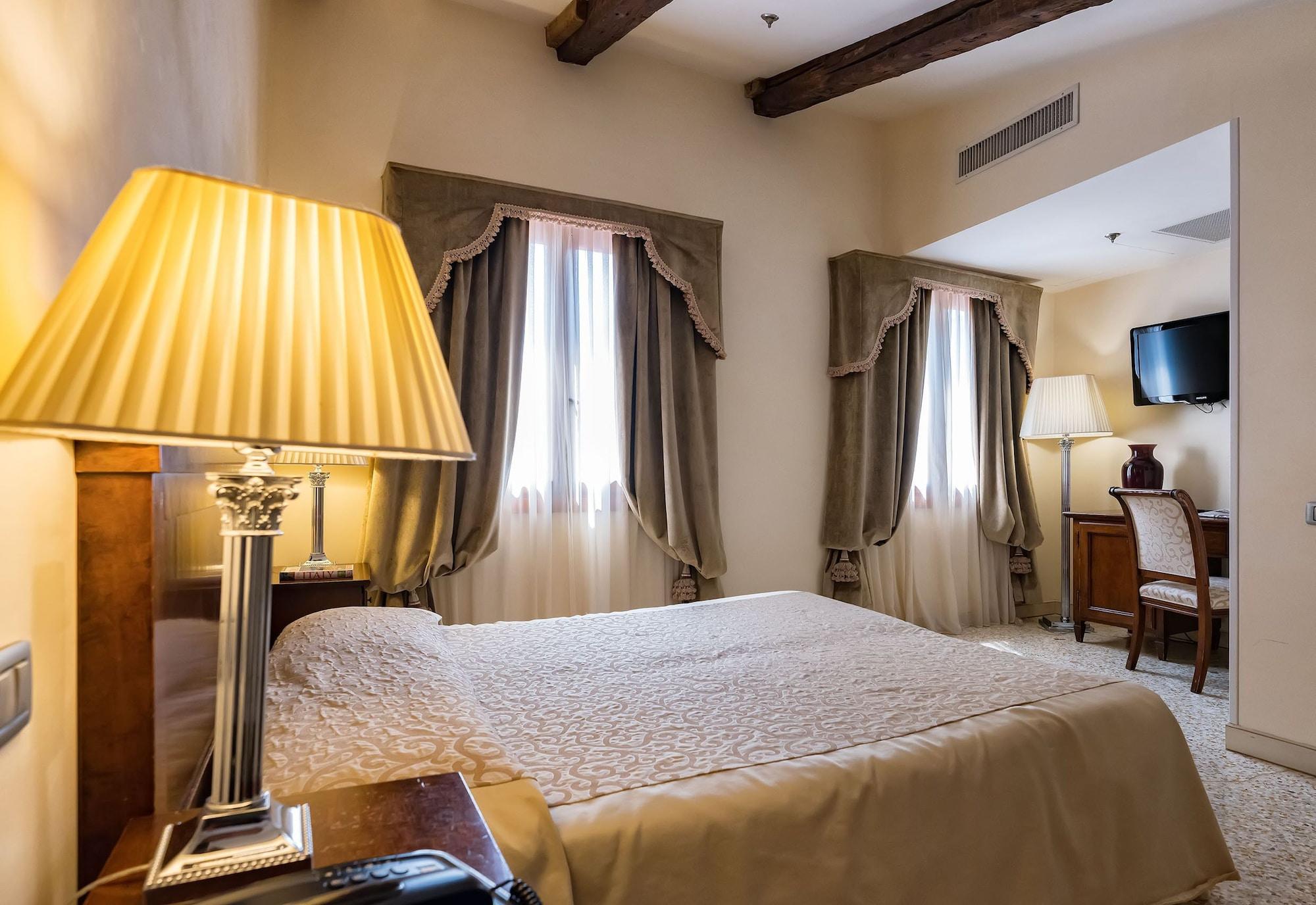 Dell'opera Hotel Venice