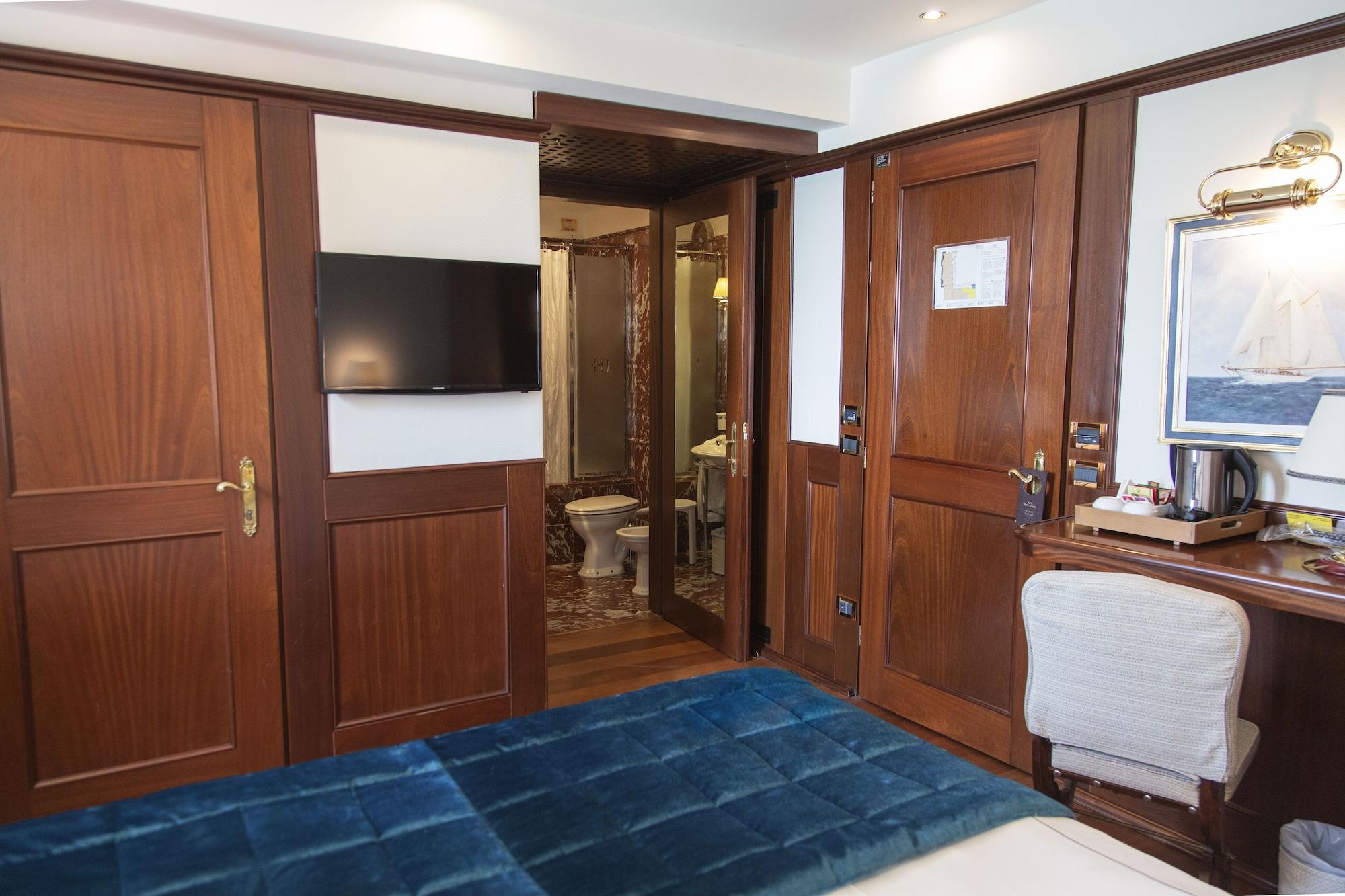 Hotel Bucintoro Venice