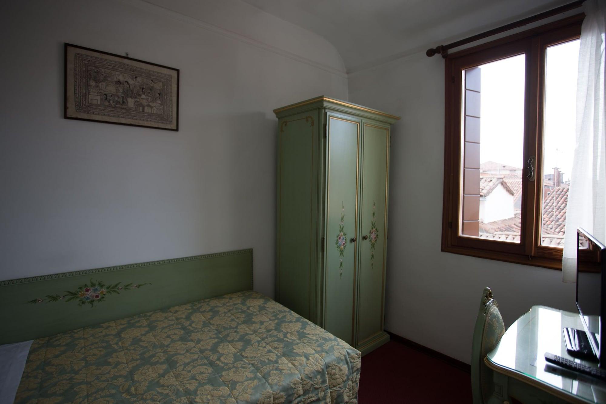 Hotel Serenissima Venice